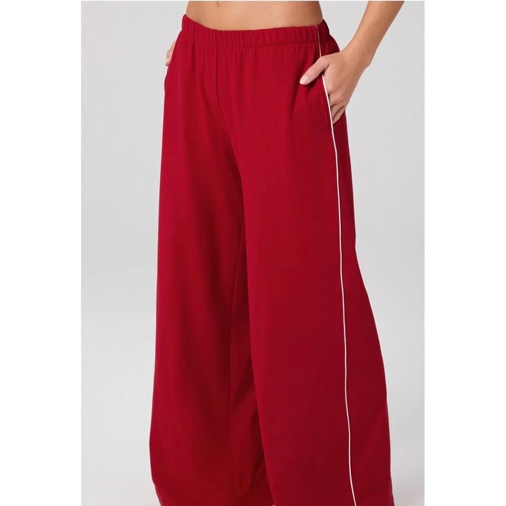 Yitty Cloud Jersey Sleep Set Holly Berry Red Long Sleeve Wide Leg Pajamas M NEW